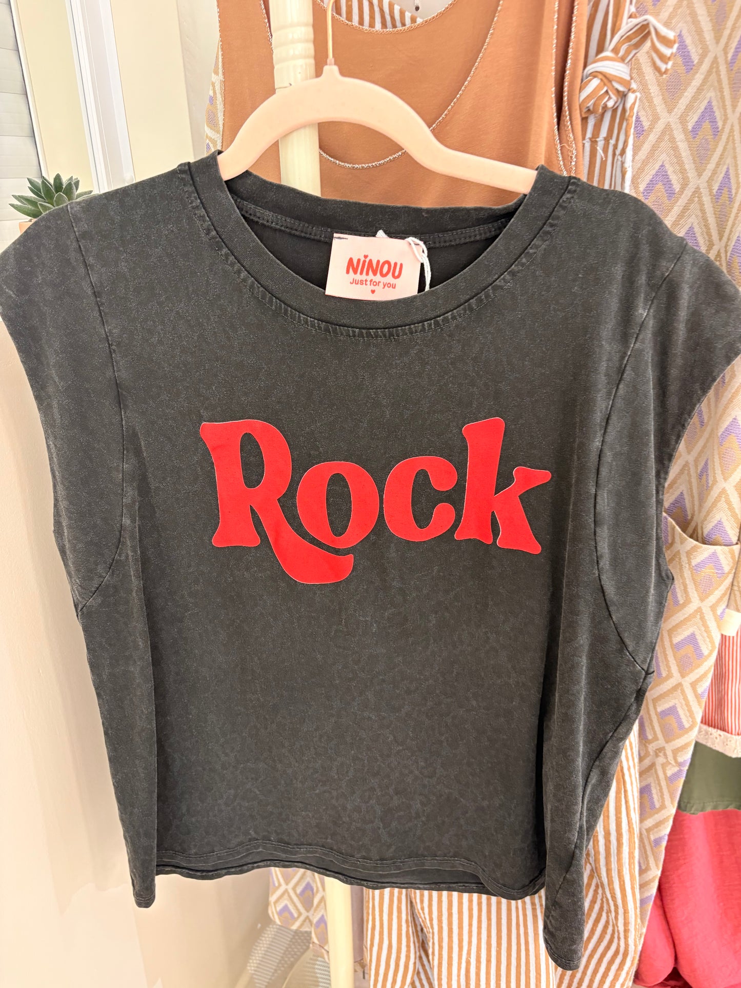 T-SHIRT ROCK