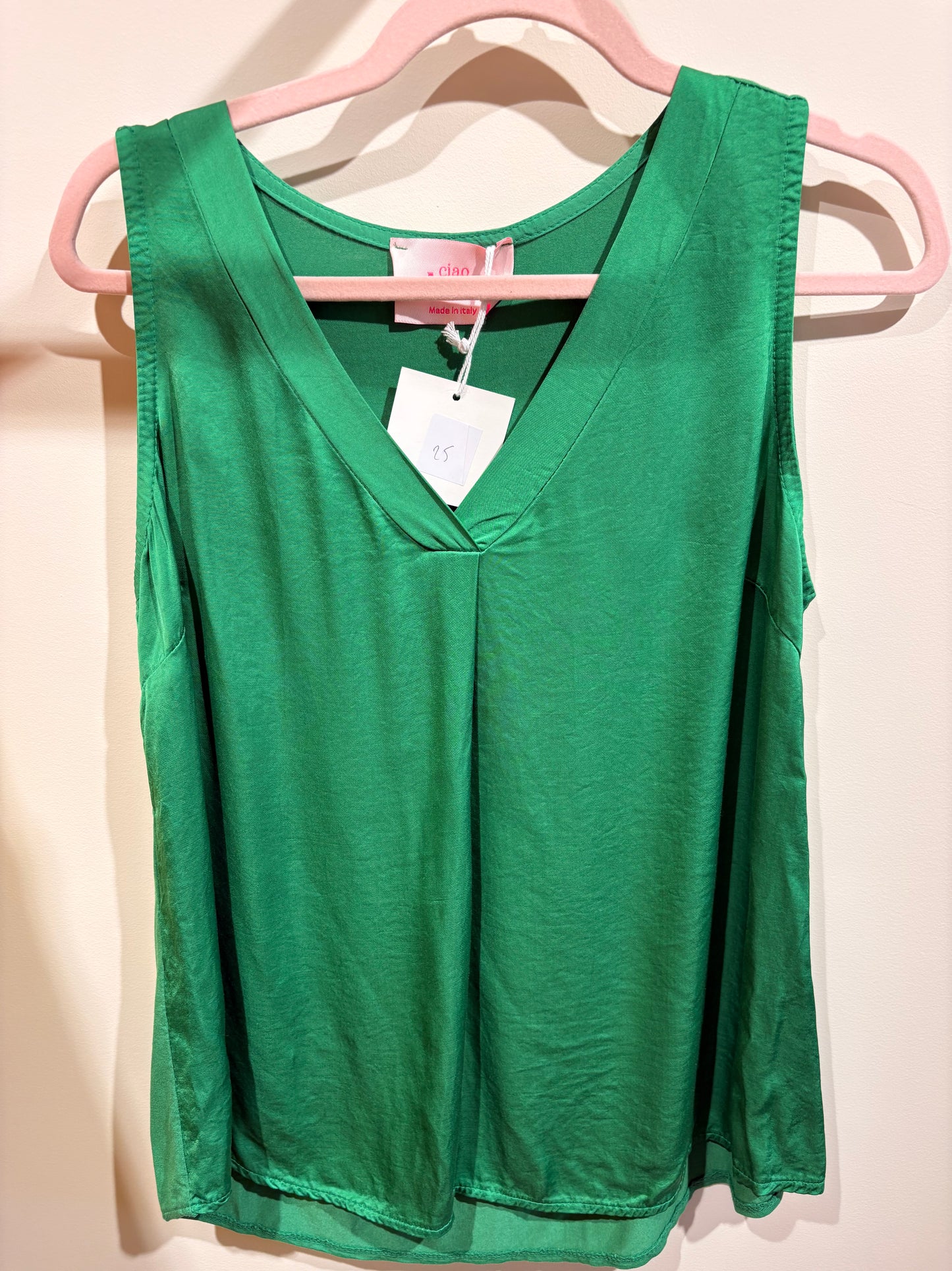 DÉBARDEUR EN SOIE FUSHIA VERT