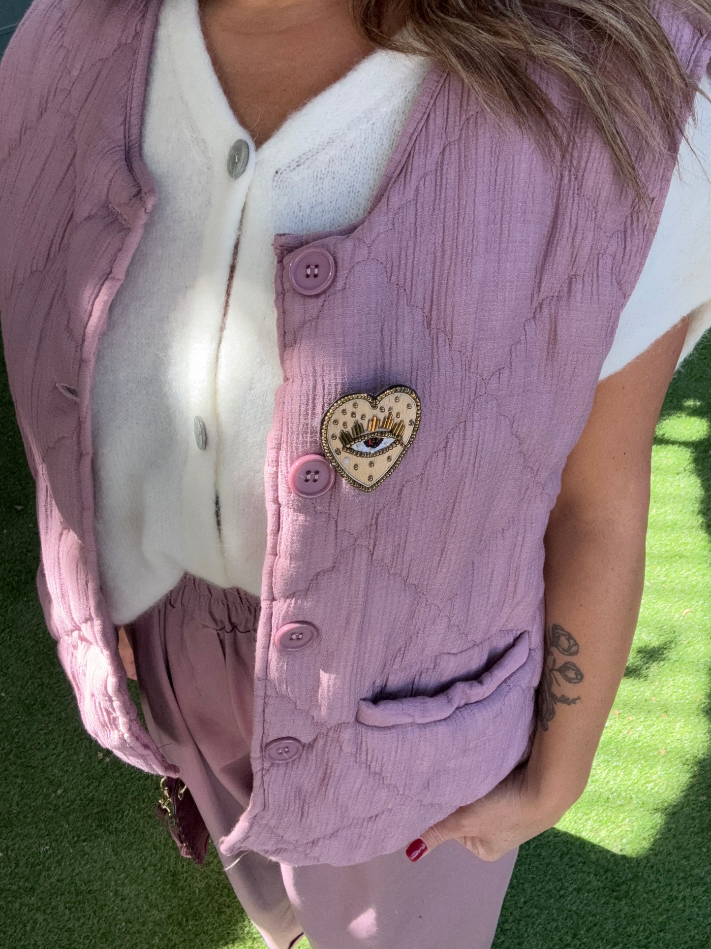 BROCHE ECRUE