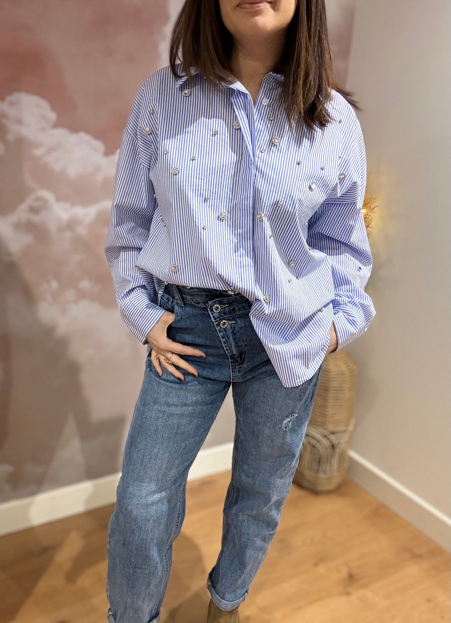 JEAN MOM