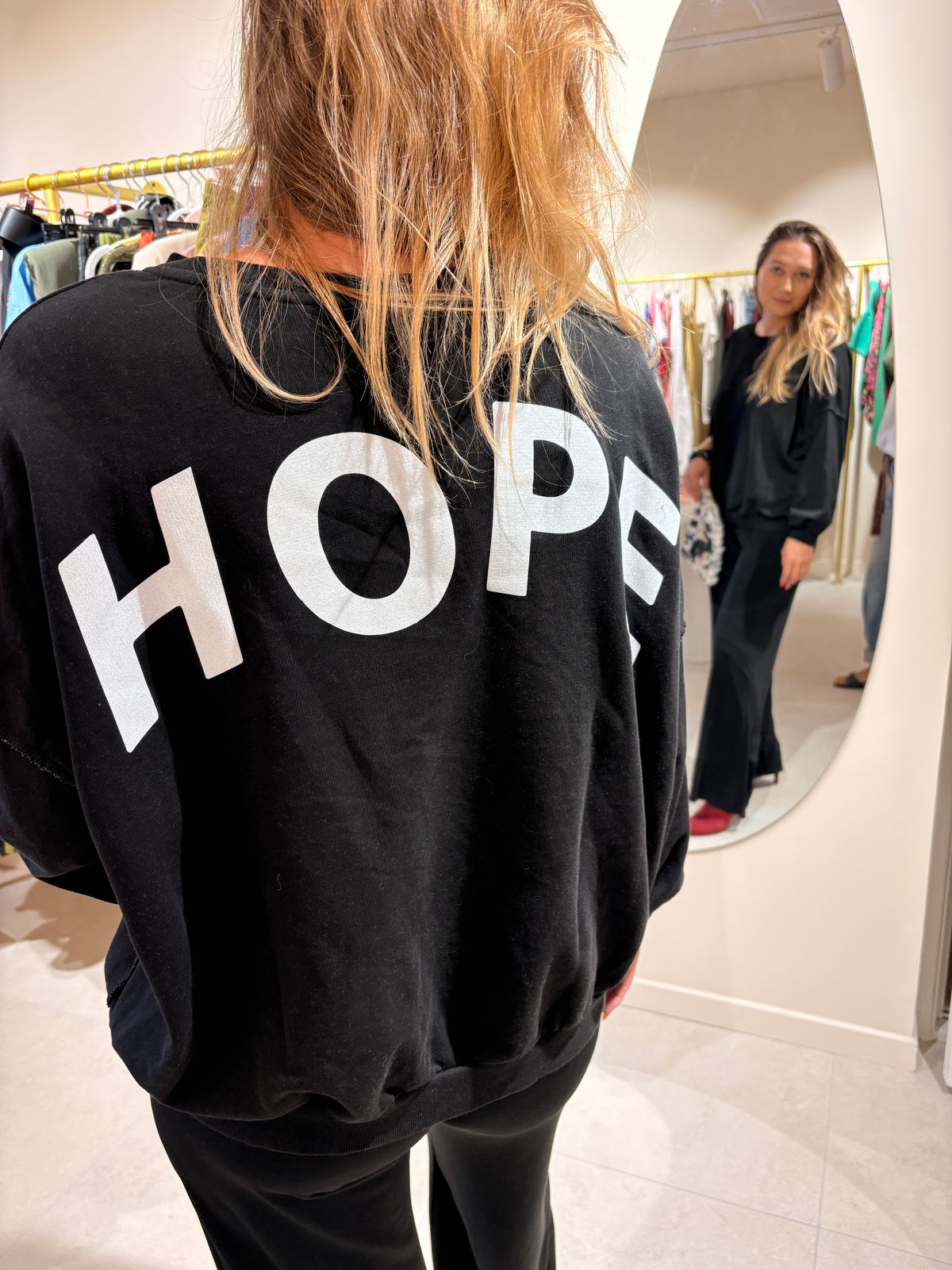SWEAT COTON NOIR PAILLETTES ARGENT HOPE