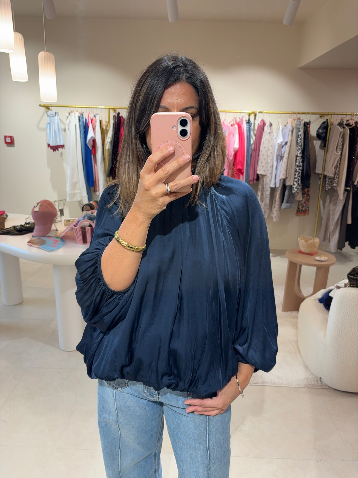 BLOUSE MARINE FLUIDE PLISSÉE – TAILLE UNIQUE