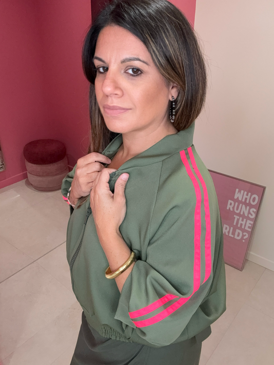 VESTE KAKI BANDES FUSHIA