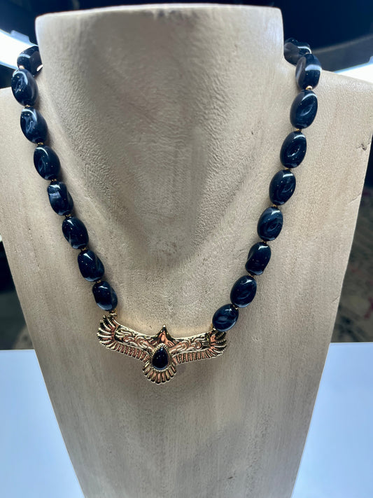 COLLIER AIGLE NOIR