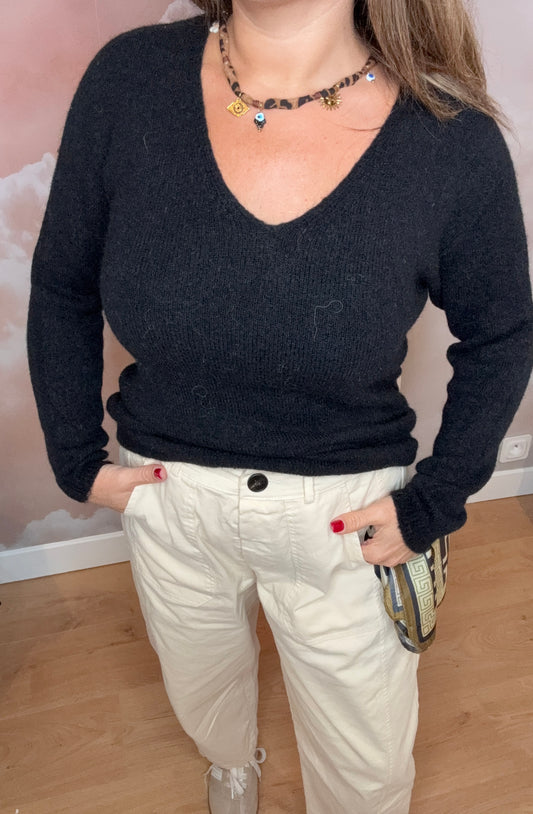 PULL COL V MANCHES LONGUES NOIR