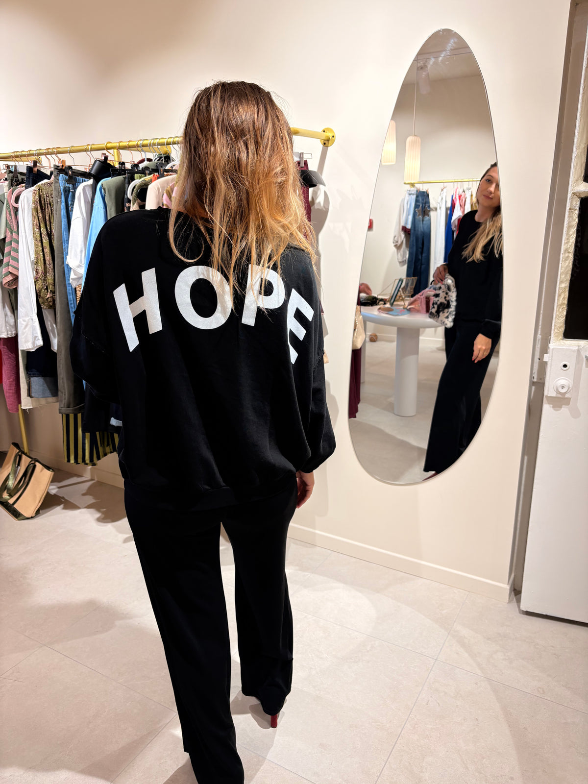 SWEAT COTON NOIR PAILLETTES ARGENT HOPE