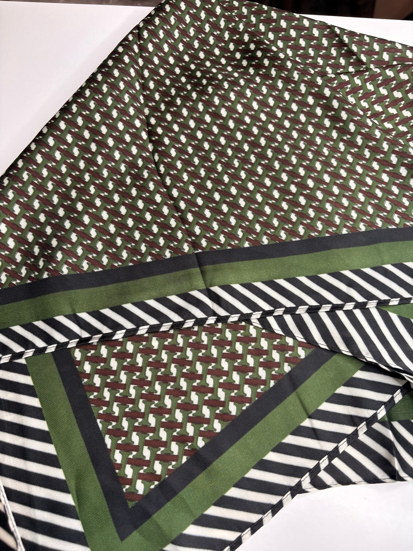 FOULARD SOIE VERT