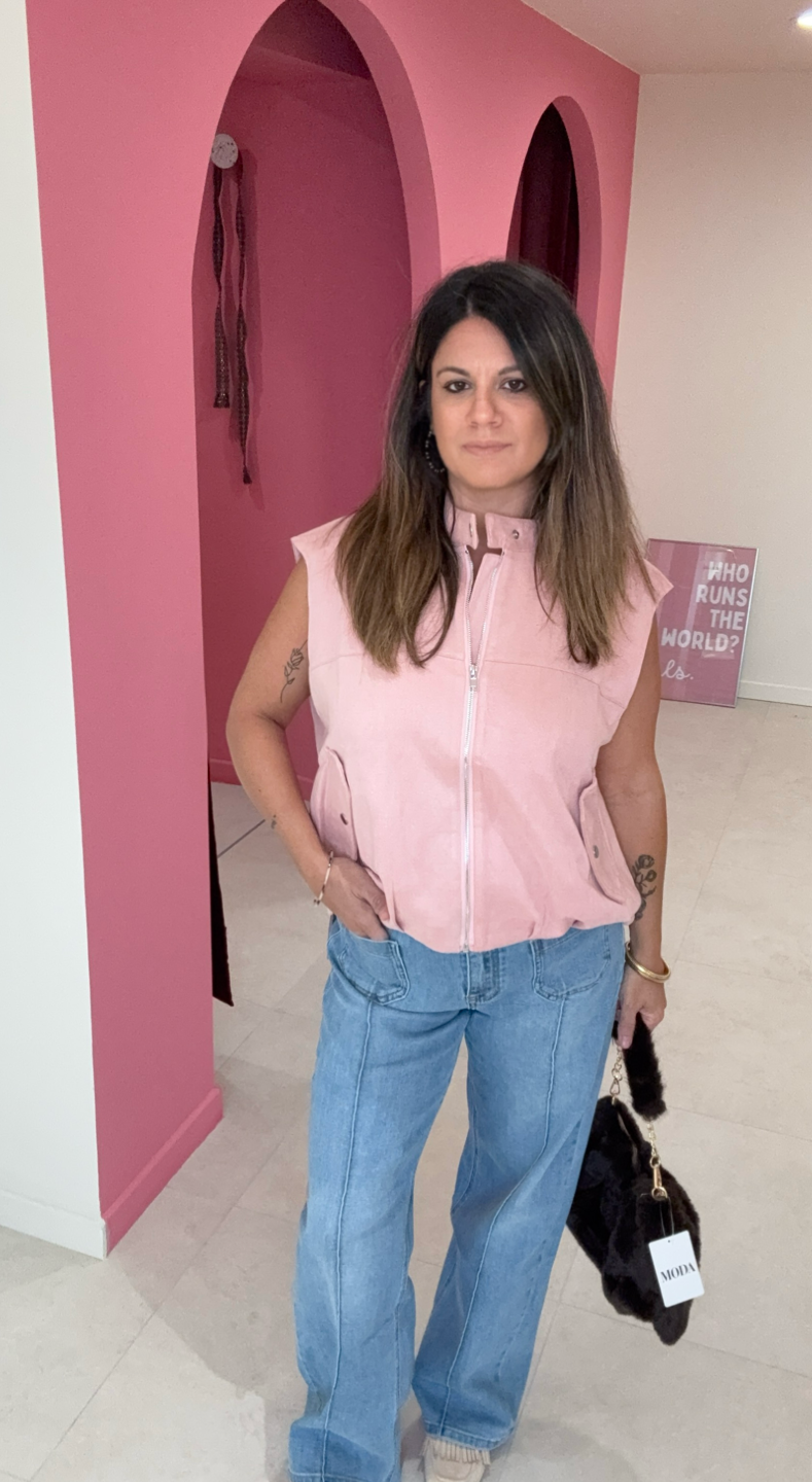 VESTE SANS MANCHES
EFFET DAIM ROSE