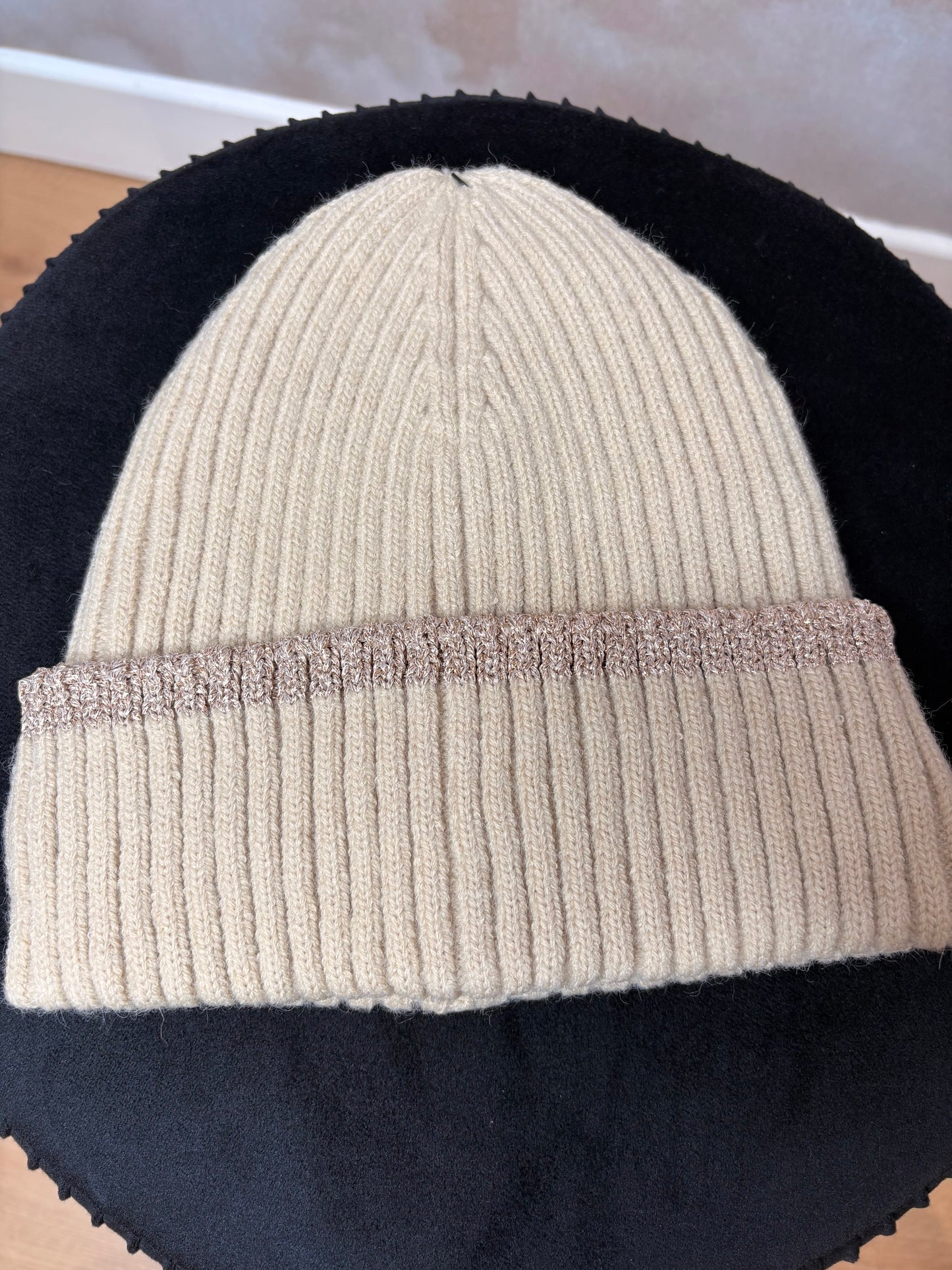 BONNET BEIGE LUREX