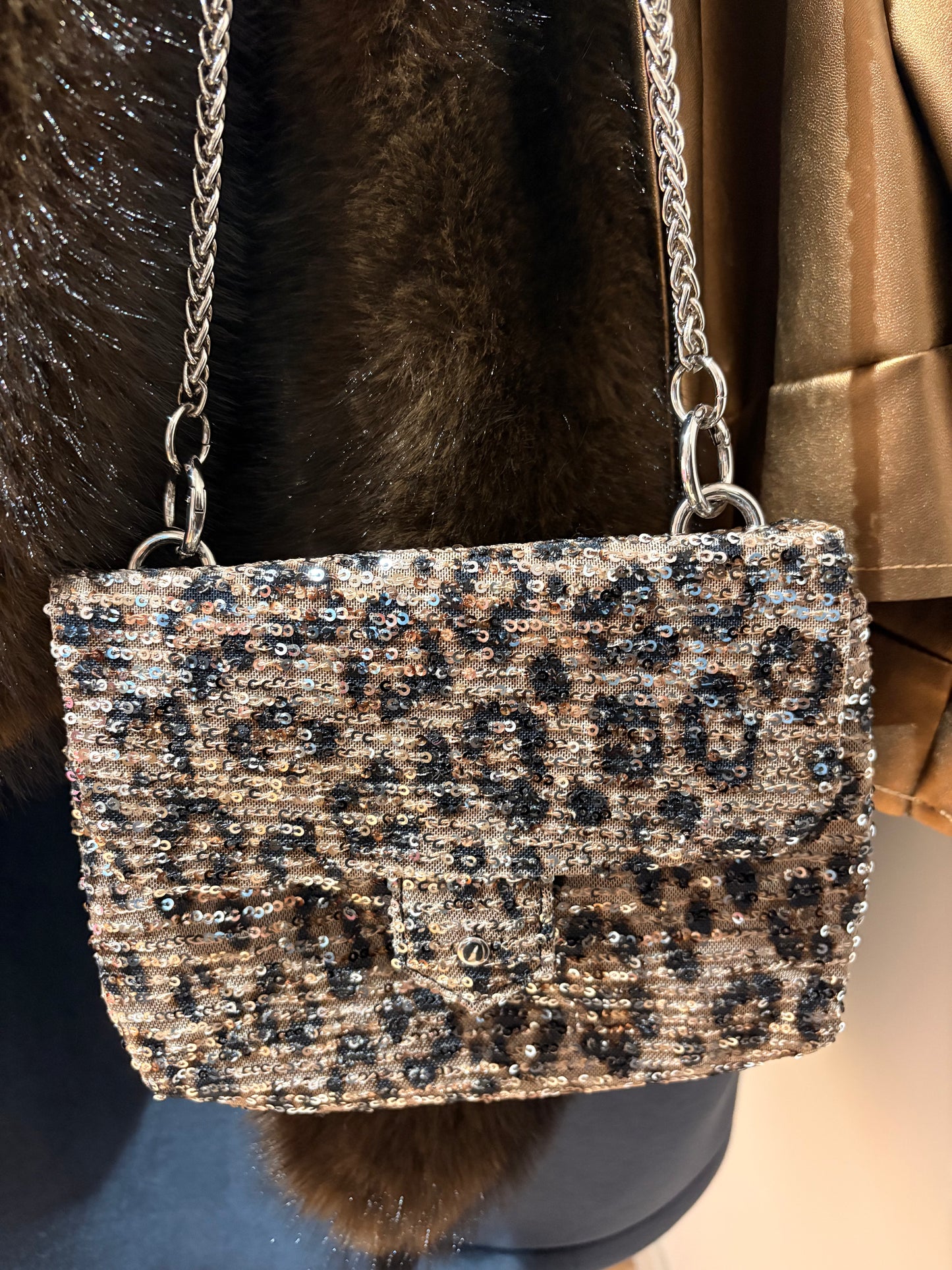 POCHETTE SEQUINS LÉOPARD