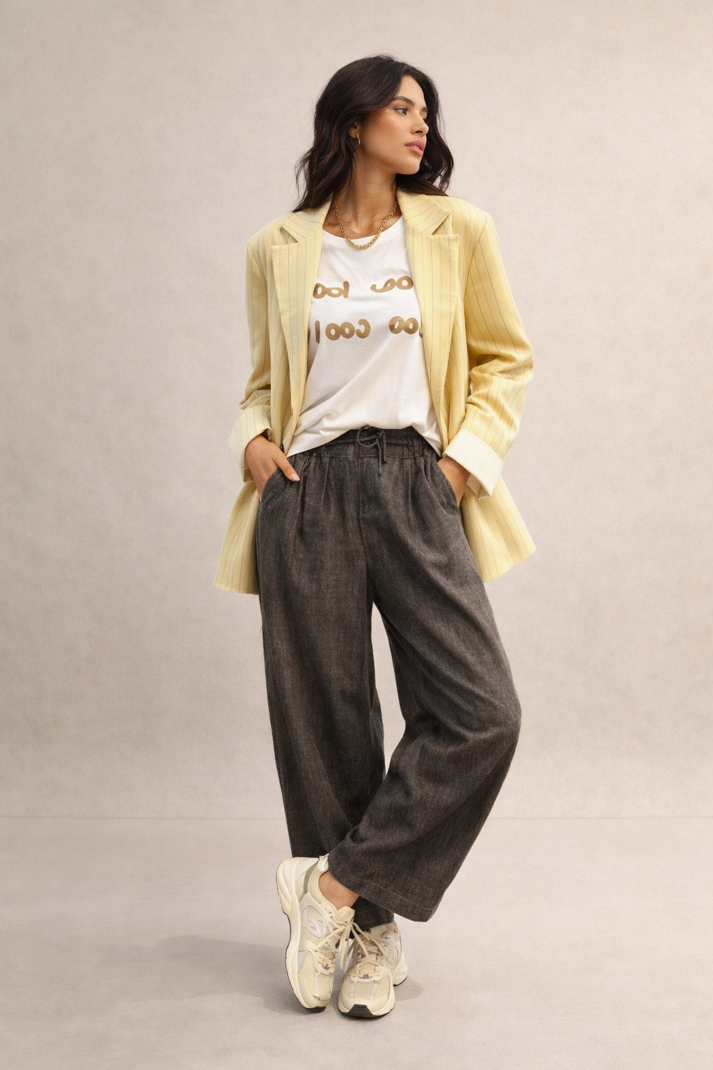 T-SHIRT LOOK SO COOL