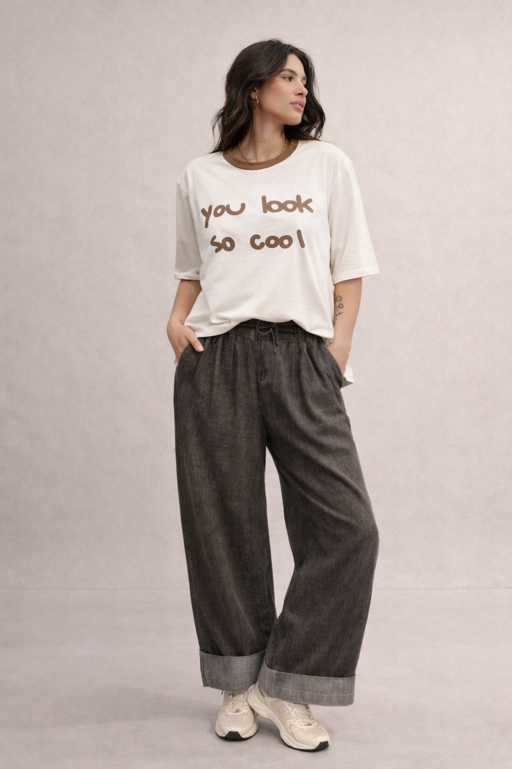 T-SHIRT LOOK SO COOL