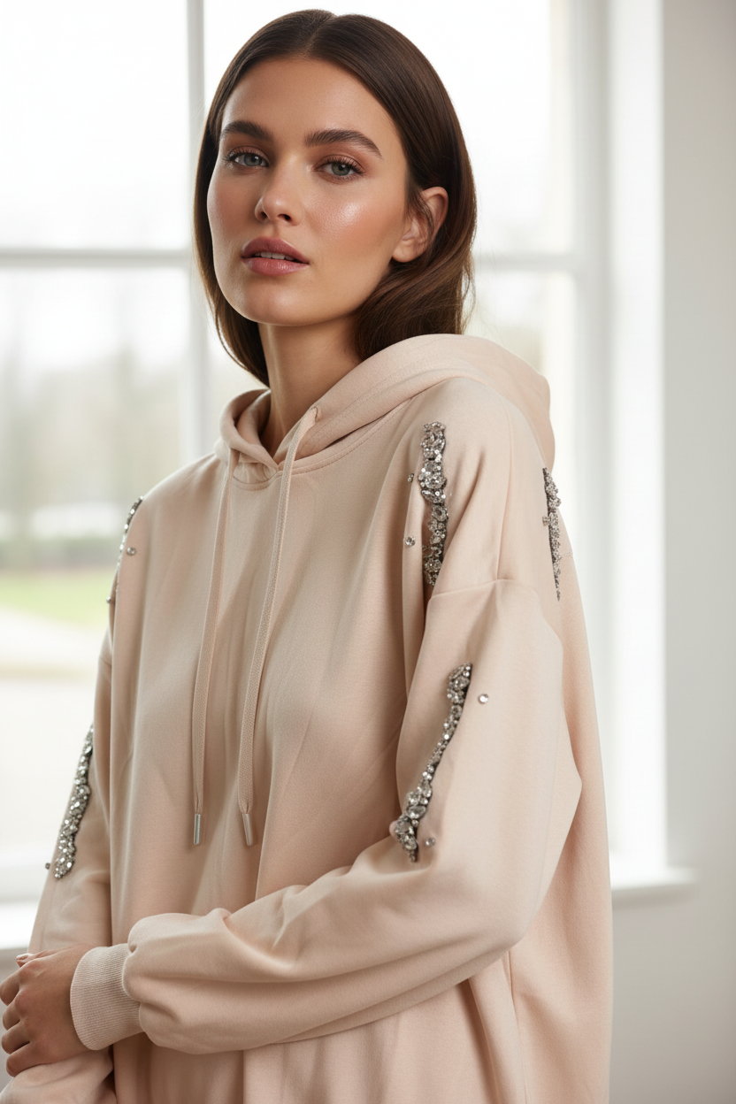 SWEAT CAPUCHE ET BIJOUX ANGE