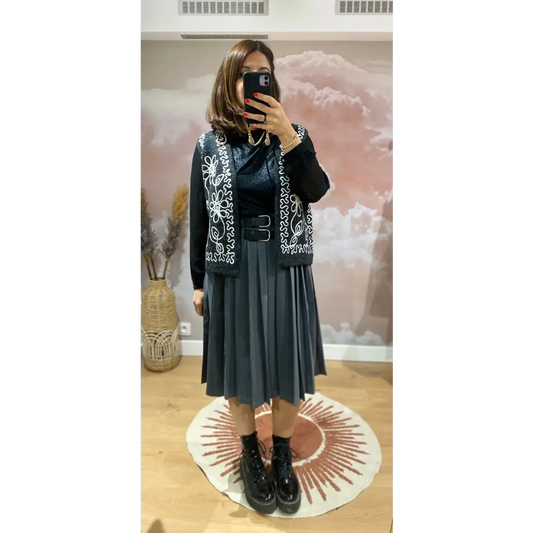 Jupe midi plissée anthracite ceinturée
